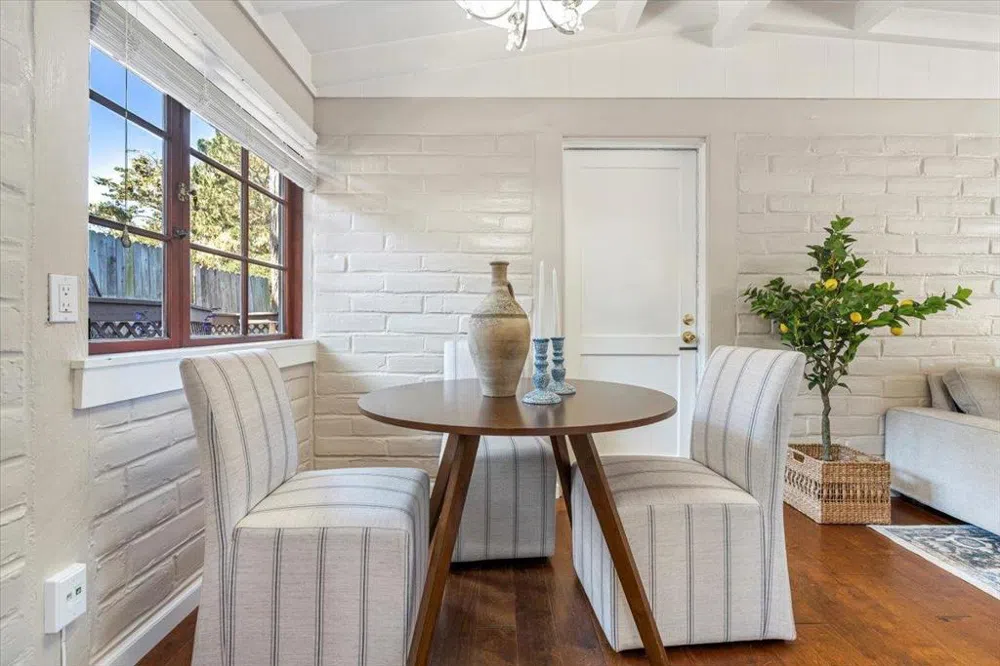244 Grove Acre Avenue Pacific Grove, CA 93950