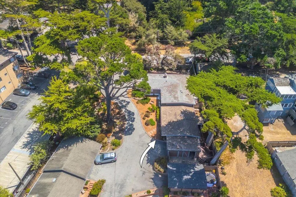 244 Grove Acre Avenue Pacific Grove, CA 93950