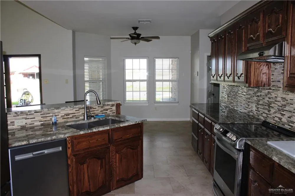375 W CR 401 ROAD Falfurrias, TX 78355