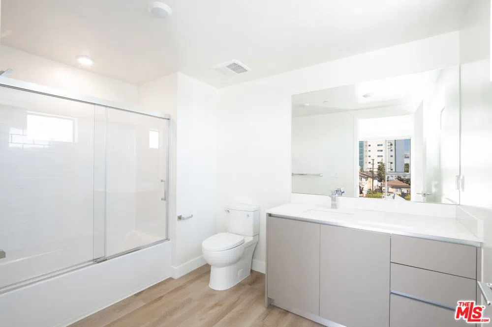 1126 Cornwell Street #102 Los Angeles, CA 90033