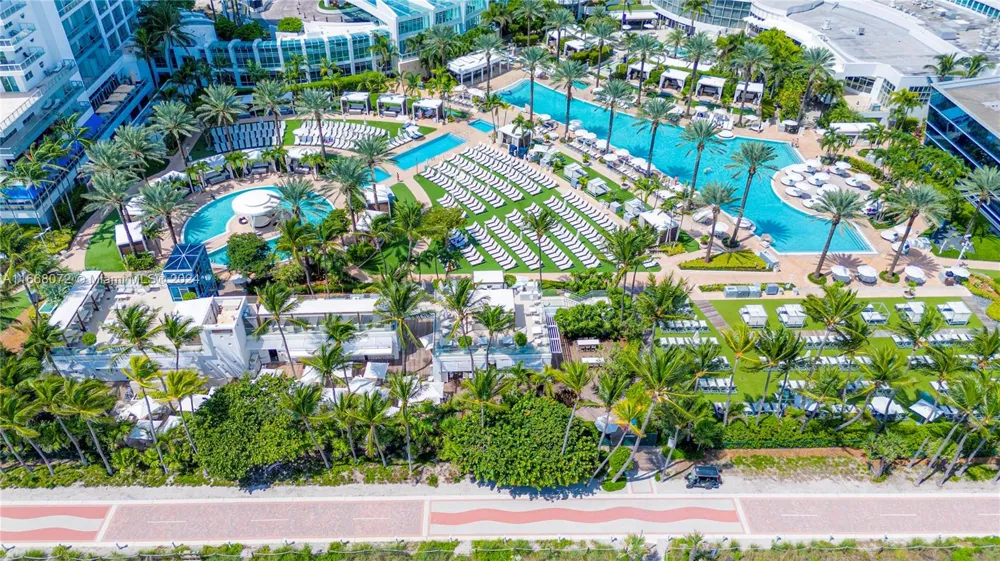 4391 Collins Ave #1501 Miami Beach, FL 33140