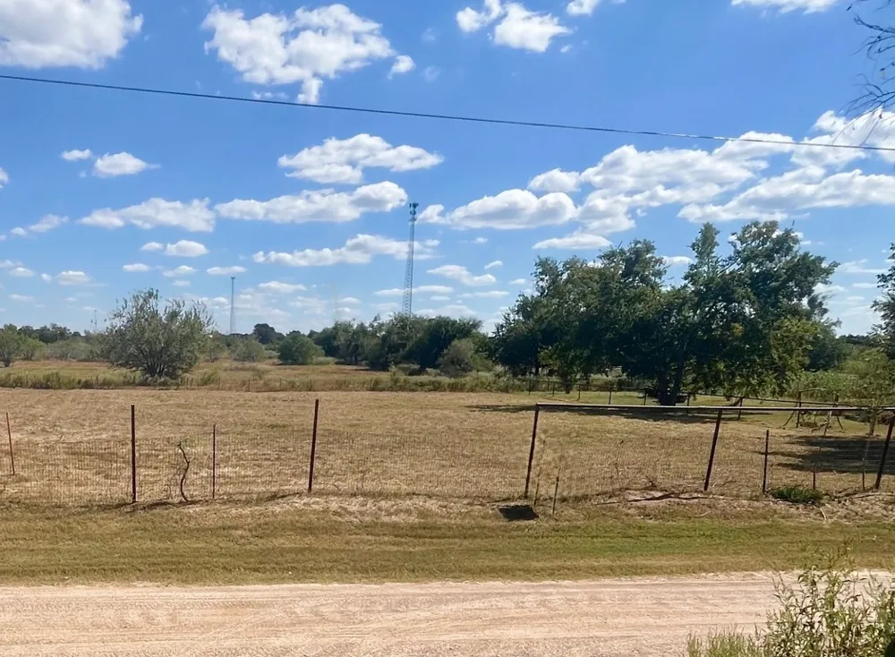 804 Smith Road Rockdale, TX 76567