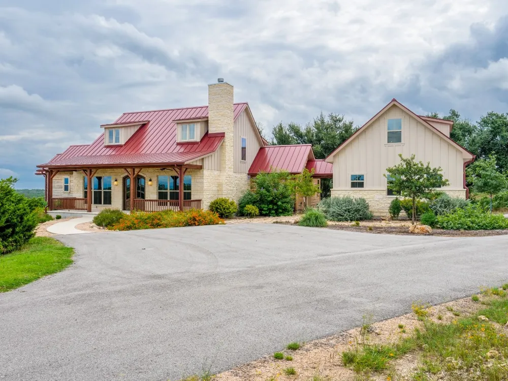 529 Vista Ridge Round Mountain, TX 78663