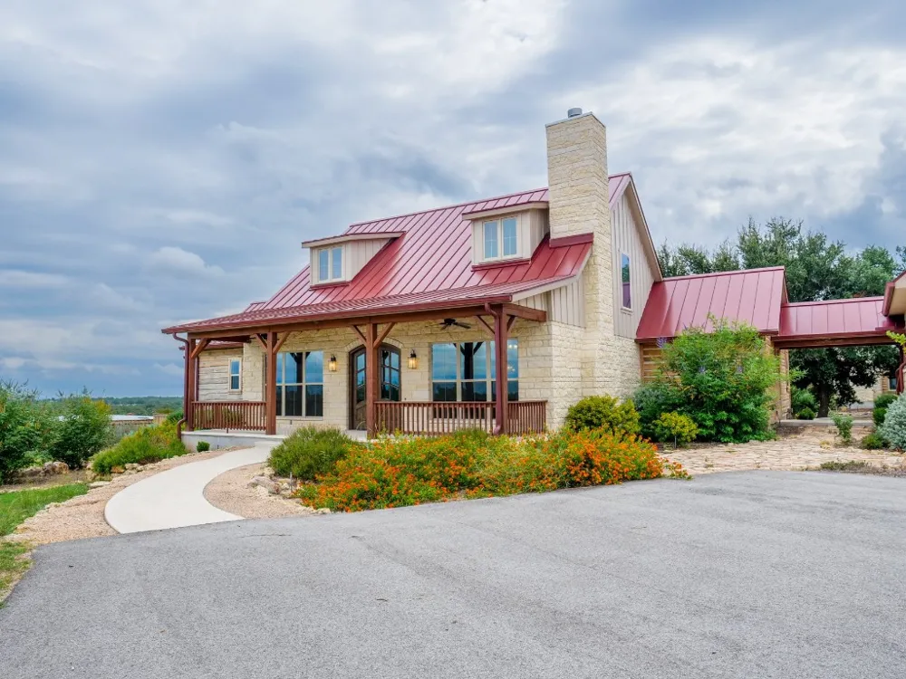 529 Vista Ridge Round Mountain, TX 78663