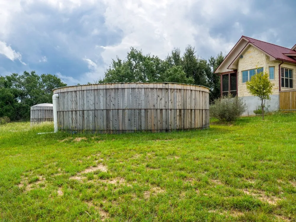529 Vista Ridge Round Mountain, TX 78663