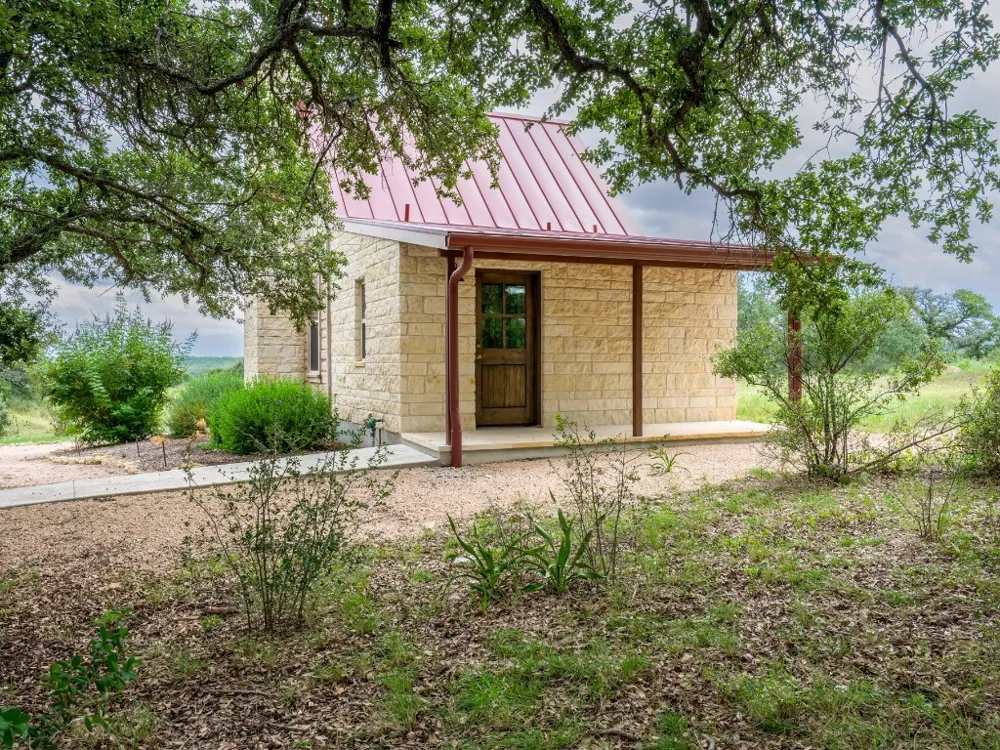529 Vista Ridge Round Mountain, TX 78663