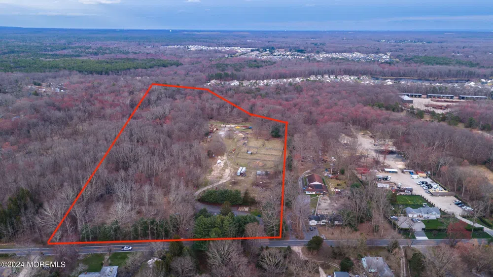 40 Yellowbrook Road Freehold, NJ 07728