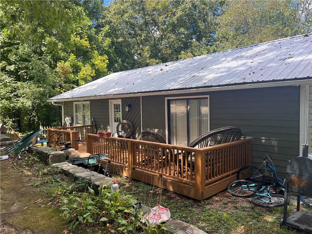 240 Varnes Lane Lakemont, GA 30552