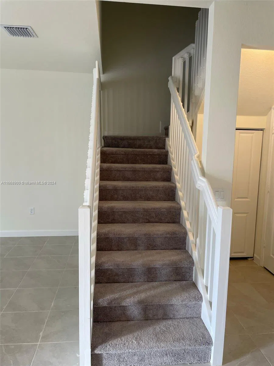 3415 W 112th Ter Hialeah, FL 33018