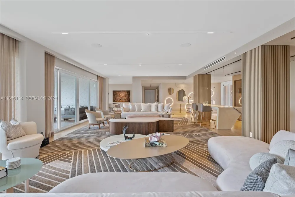 5242 Fisher Island Dr #5242 Miami Beach, FL 33109