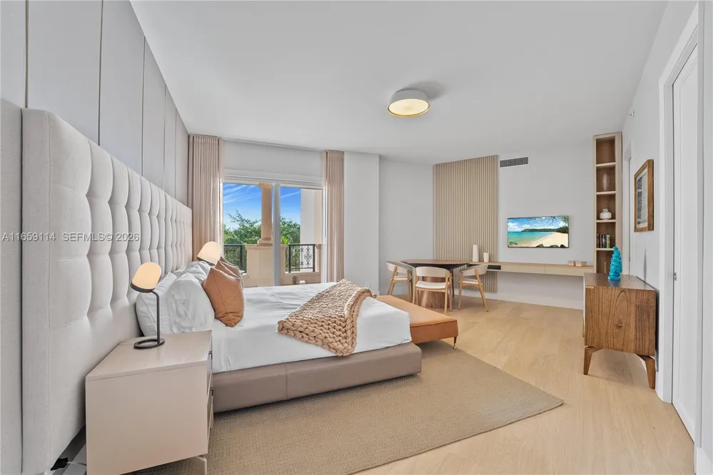 5242 Fisher Island Dr #5242 Miami Beach, FL 33109