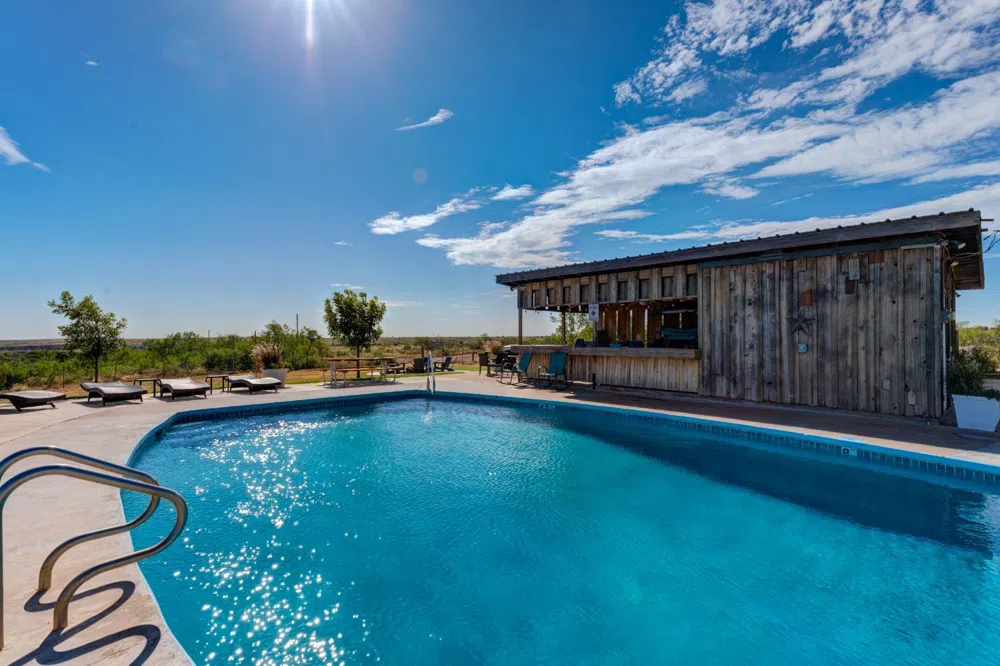 325 Sand Creek Southland, TX 79364