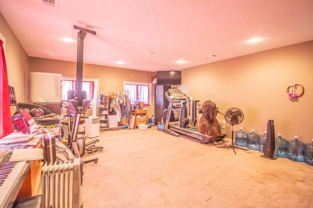 7910 County Road 7700 Wolfforth, TX 79382