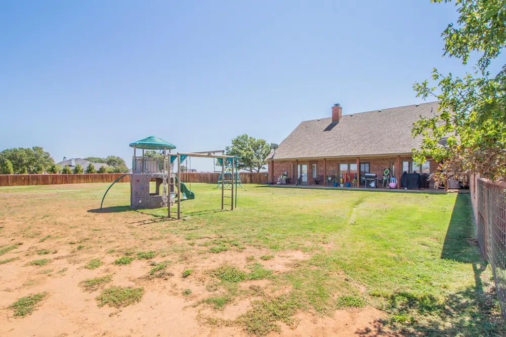 7910 County Road 7700 Wolfforth, TX 79382