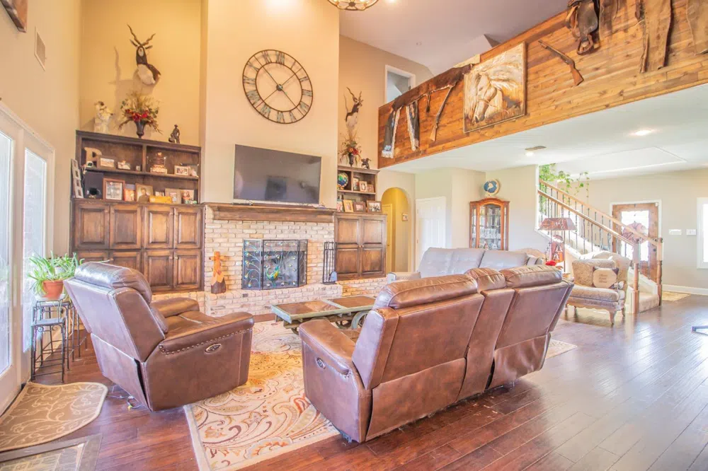 7910 County Road 7700 Wolfforth, TX 79382