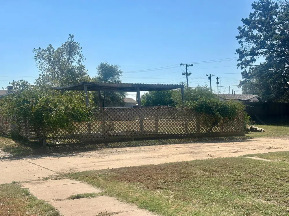 412 S Main Street Floydada, TX 79235