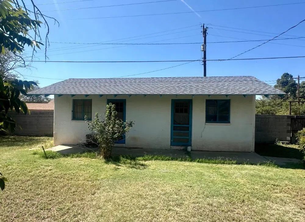 412 S Main Street Floydada, TX 79235