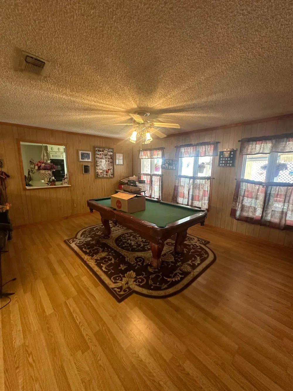 1614 E Crystal Place Brownfield, TX 79316