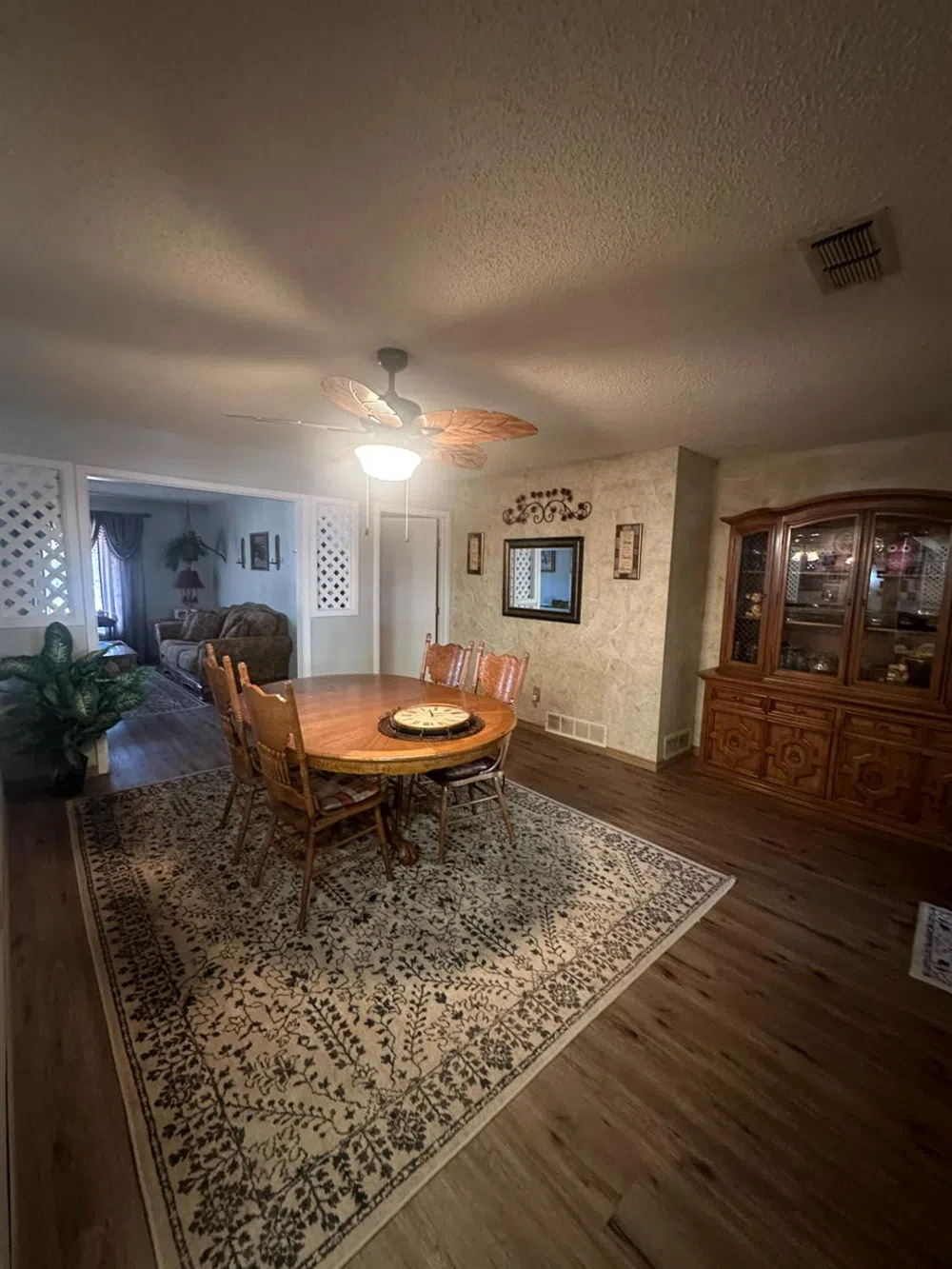 1614 E Crystal Place Brownfield, TX 79316