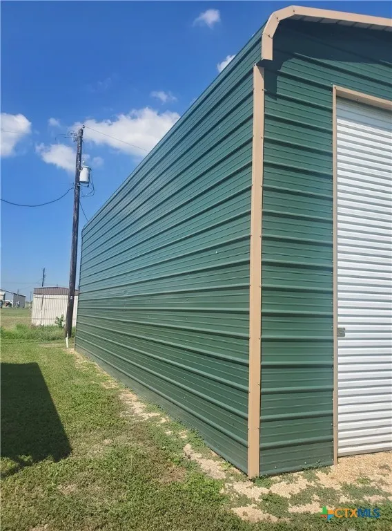 302 S 13th Street Seadrift, TX 77983