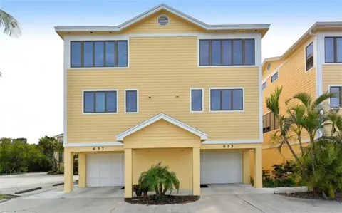 655 CEDARS COURT #655