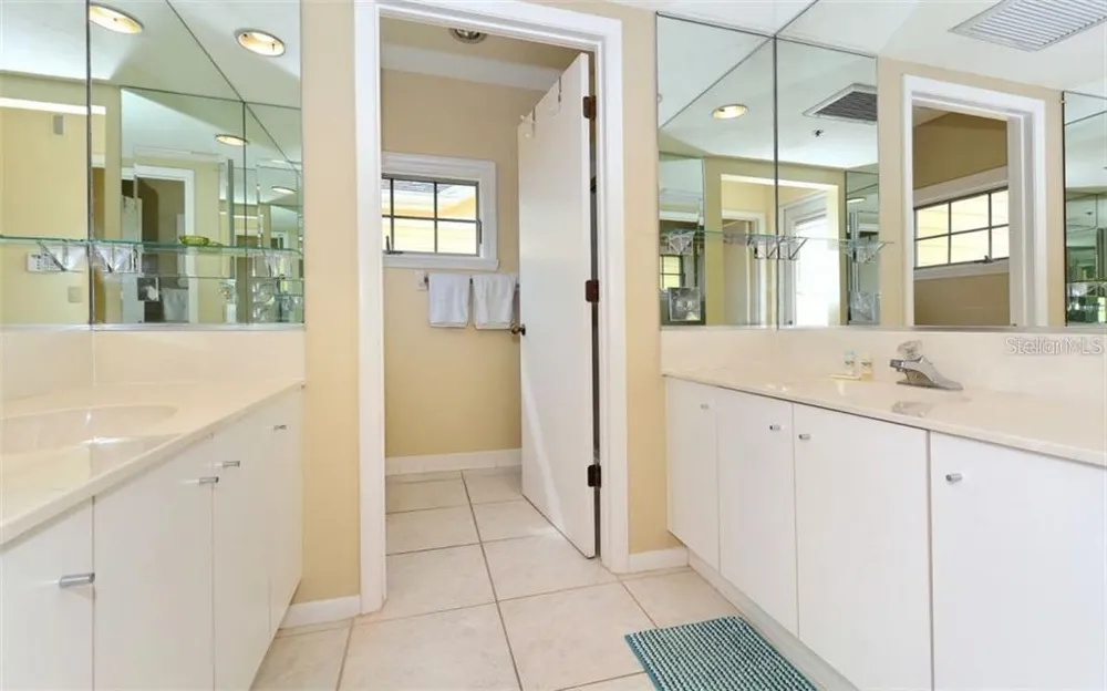 655 CEDARS COURT #655 Longboat Key, FL 34228