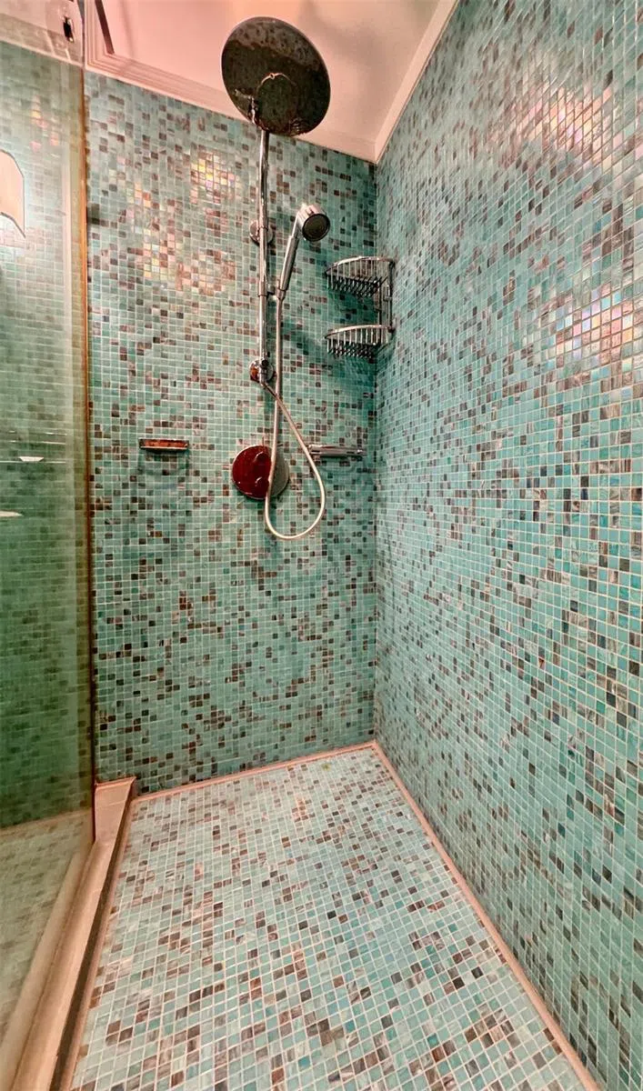 1500 OCEAN DRIVE #905 Miami Beach, FL 33139