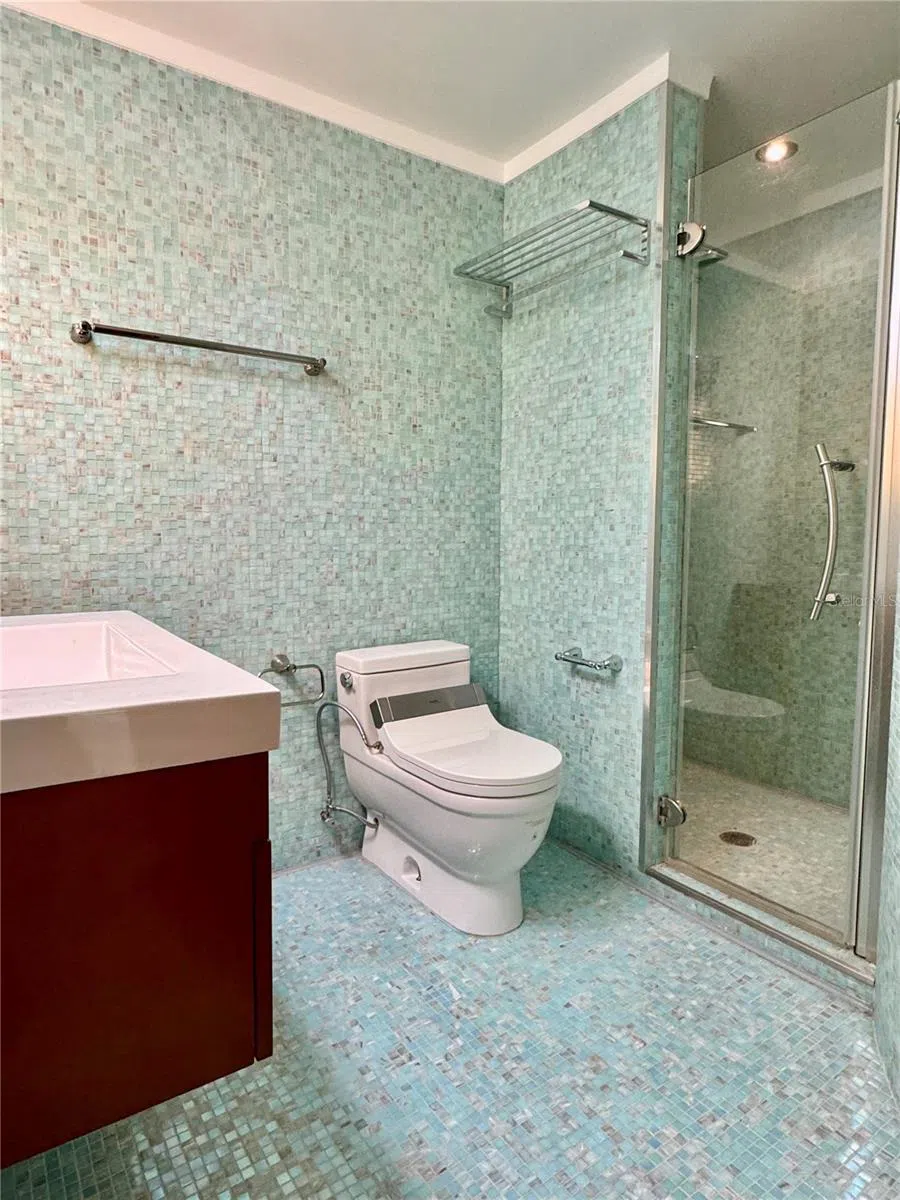 1500 OCEAN DRIVE #905 Miami Beach, FL 33139