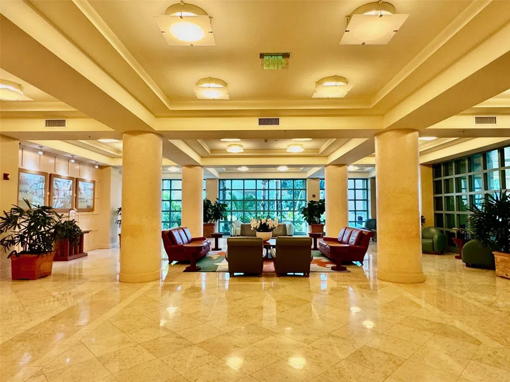 1500 OCEAN DRIVE #905 Miami Beach, FL 33139