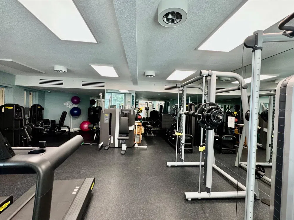 1500 OCEAN DRIVE #905 Miami Beach, FL 33139