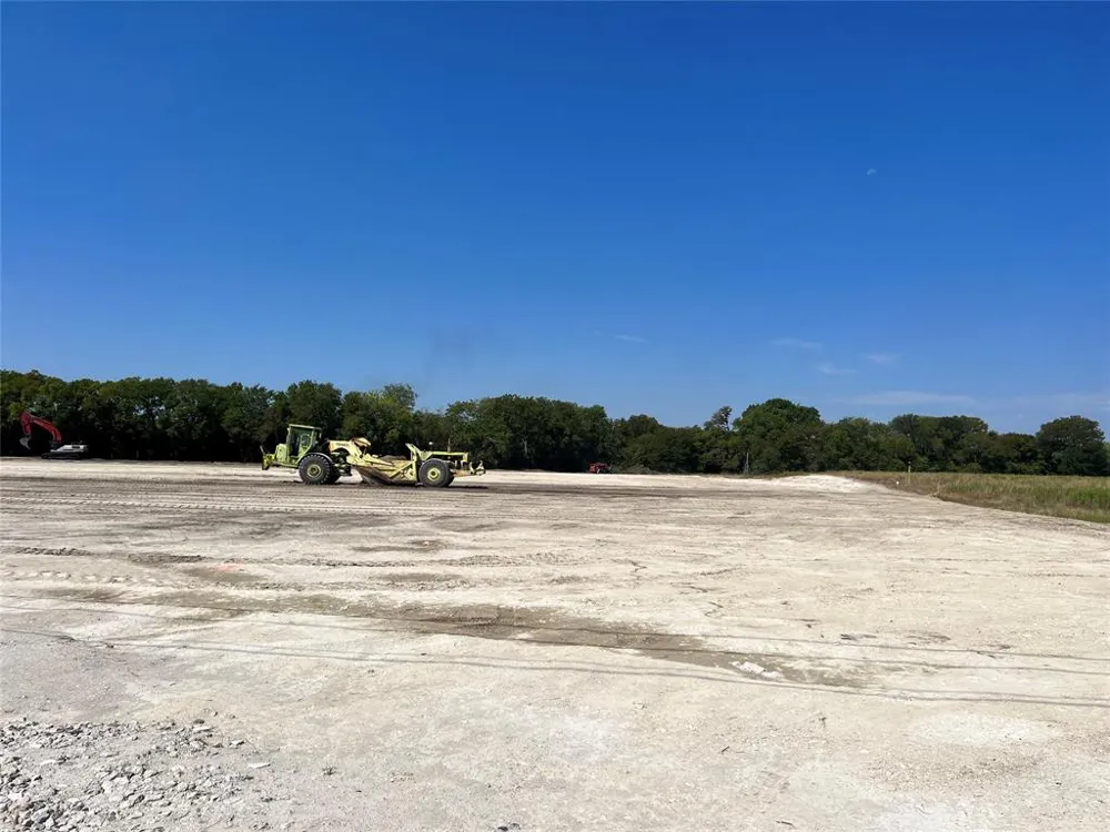 S Central Expressway Anna, TX 75409