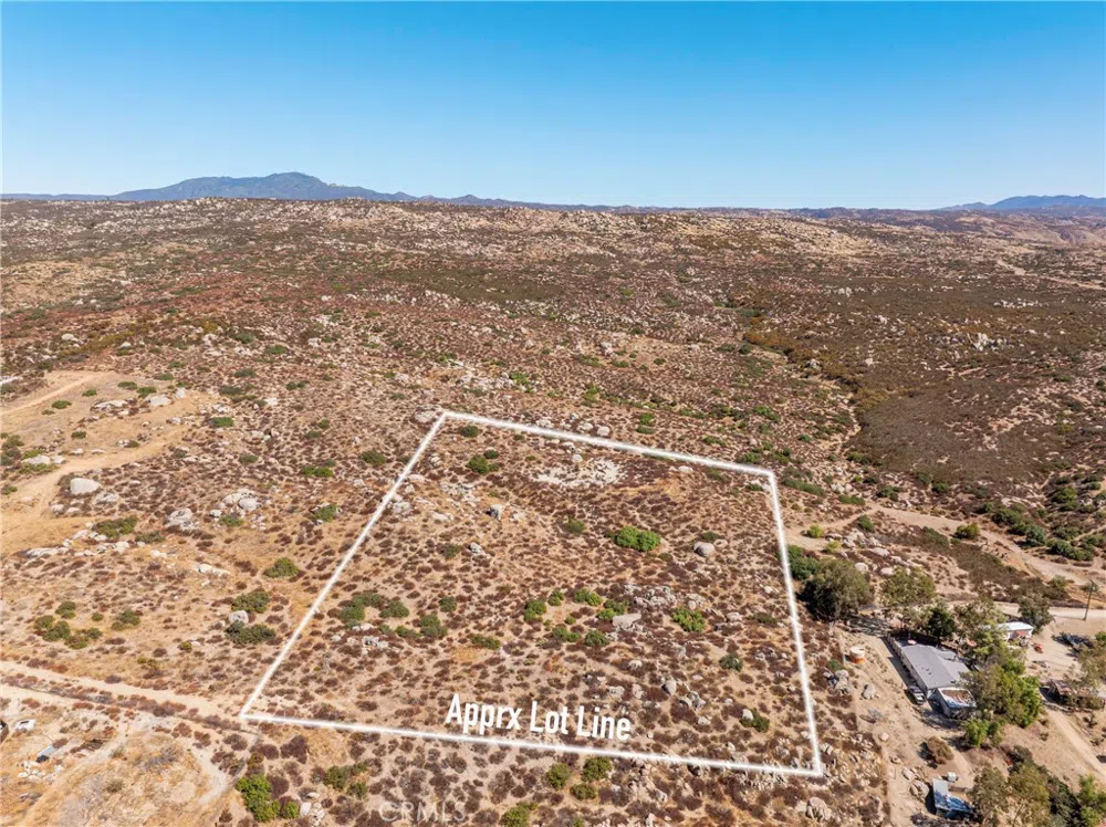 APN  571-210-016 Sage, CA 92544