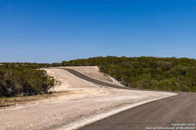 179 Countless Views Dr Kerrville, TX 78028
