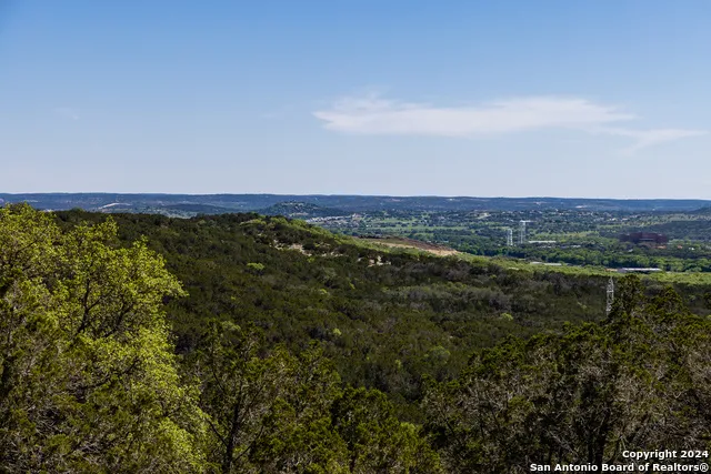 179 Countless Views Dr Kerrville, TX 78028