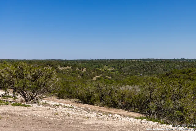 179 Countless Views Dr Kerrville, TX 78028