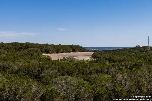179 Countless Views Dr Kerrville, TX 78028