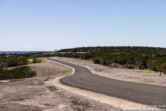 179 Countless Views Dr Kerrville, TX 78028