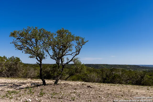 179 Countless Views Dr Kerrville, TX 78028