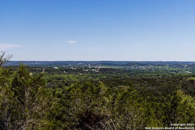 179 Countless Views Dr Kerrville, TX 78028