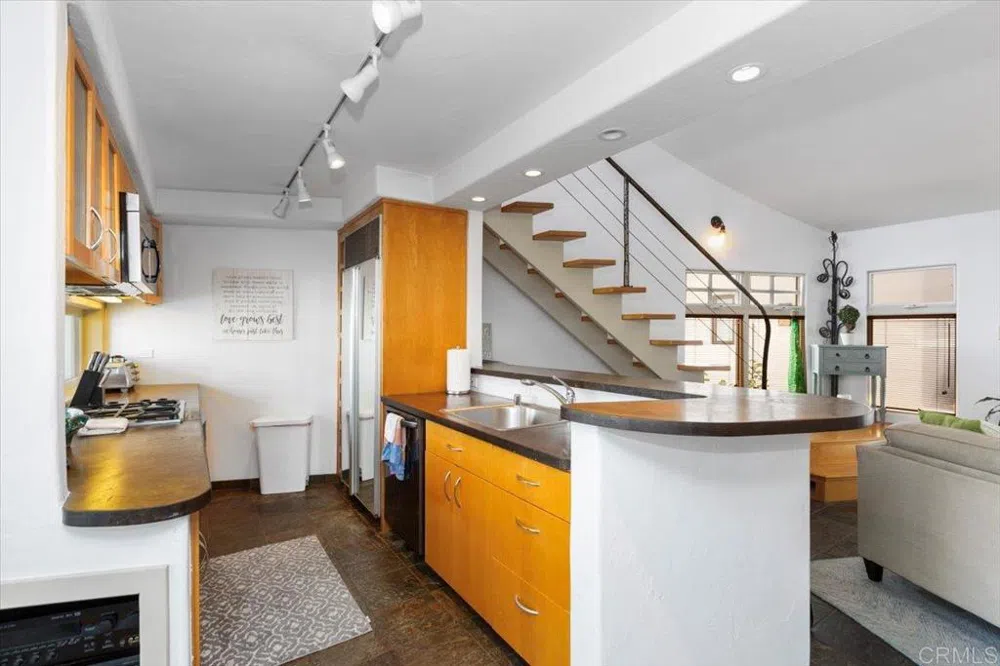 1733 Coast Del Mar, CA 92014
