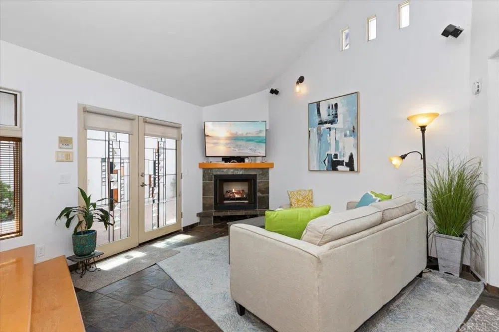 1733 Coast Del Mar, CA 92014