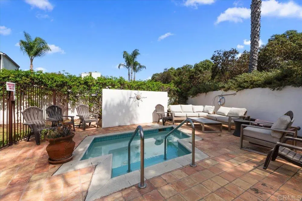 1733 Coast Del Mar, CA 92014