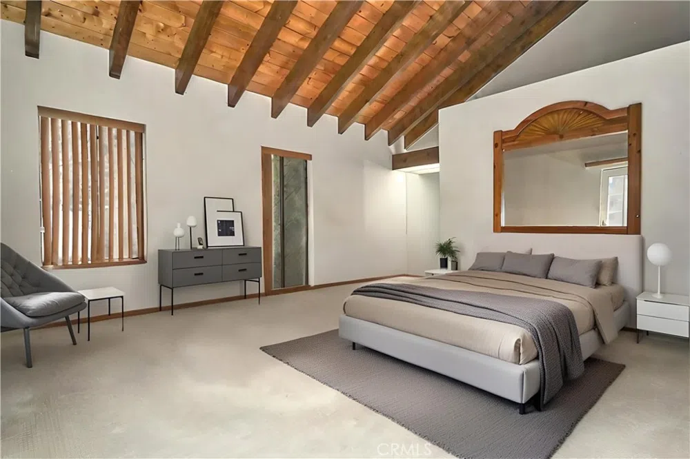 23109 Cardinal Road Wrightwood, CA 93563
