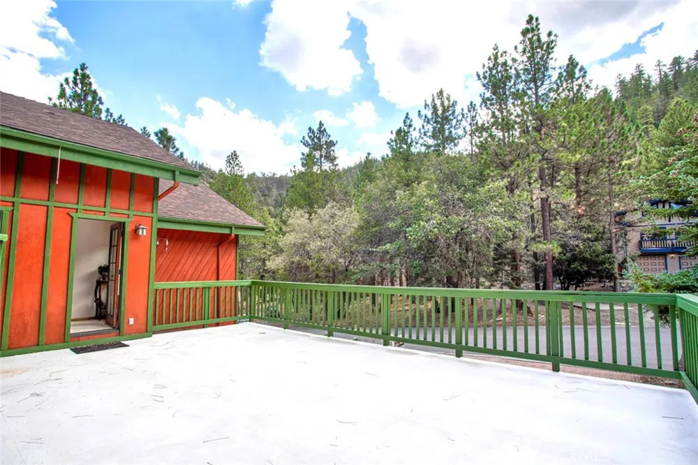23109 Cardinal Road Wrightwood, CA 93563
