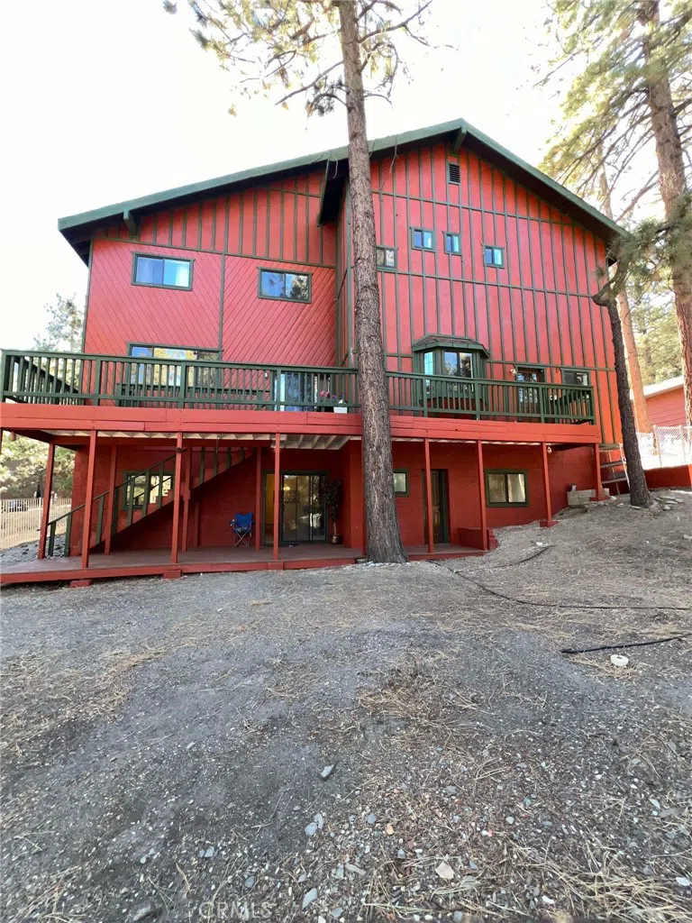 23109 Cardinal Road Wrightwood, CA 93563