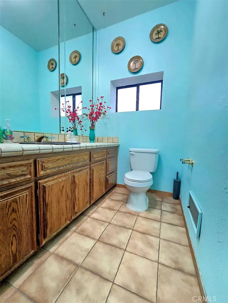 23109 Cardinal Road Wrightwood, CA 93563