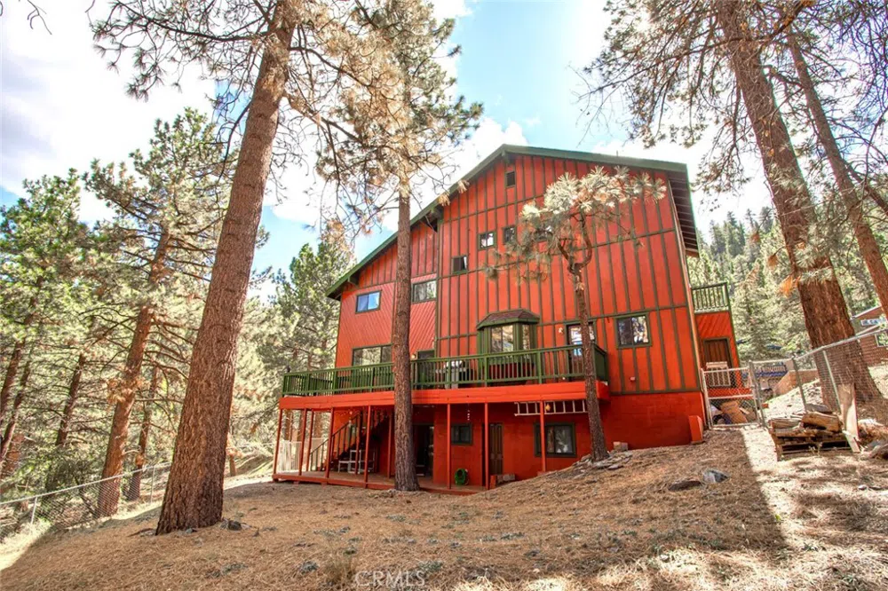 23109 Cardinal Road Wrightwood, CA 93563