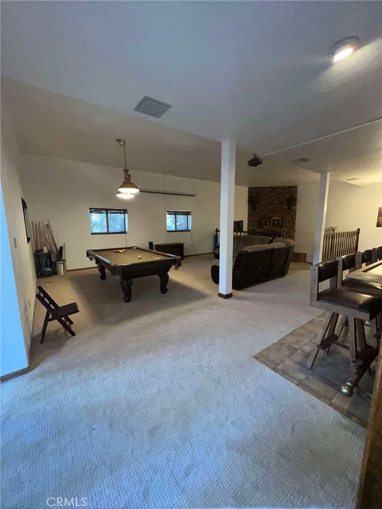 23109 Cardinal Road Wrightwood, CA 93563