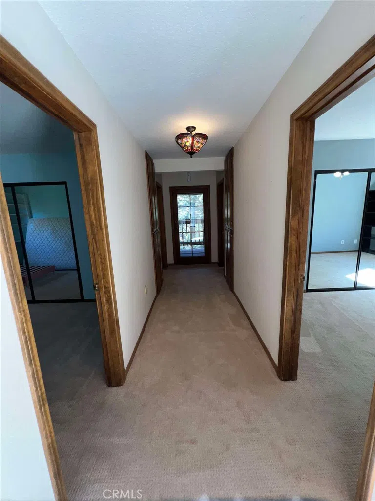 23109 Cardinal Road Wrightwood, CA 93563