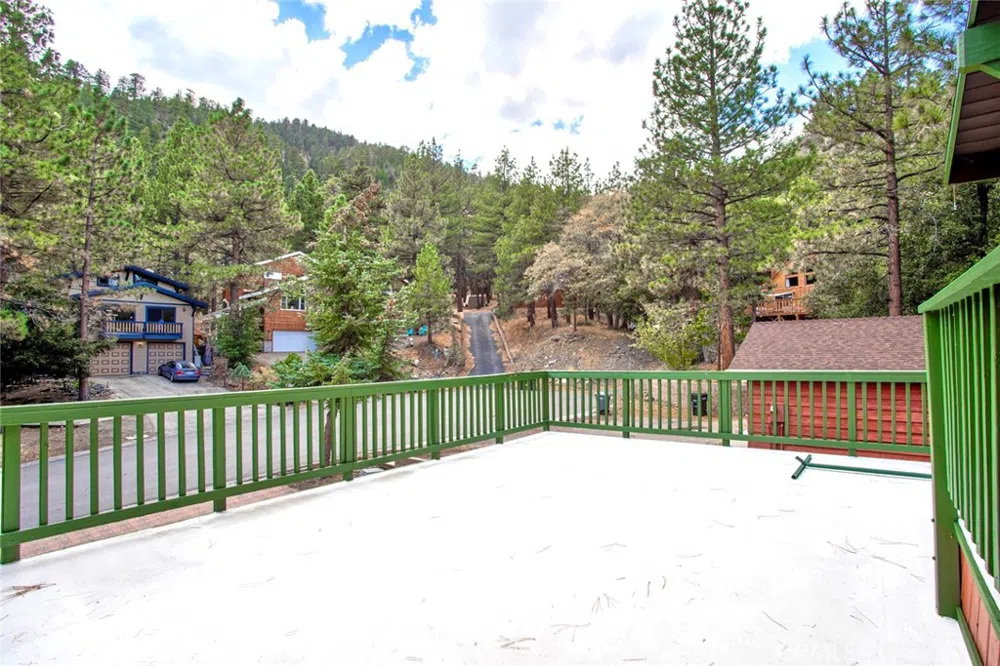 23109 Cardinal Road Wrightwood, CA 93563